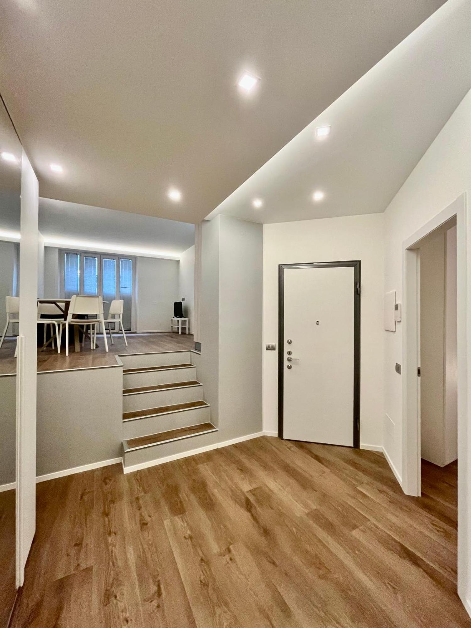 Central Side Apartment Μιλάνο Εξωτερικό φωτογραφία