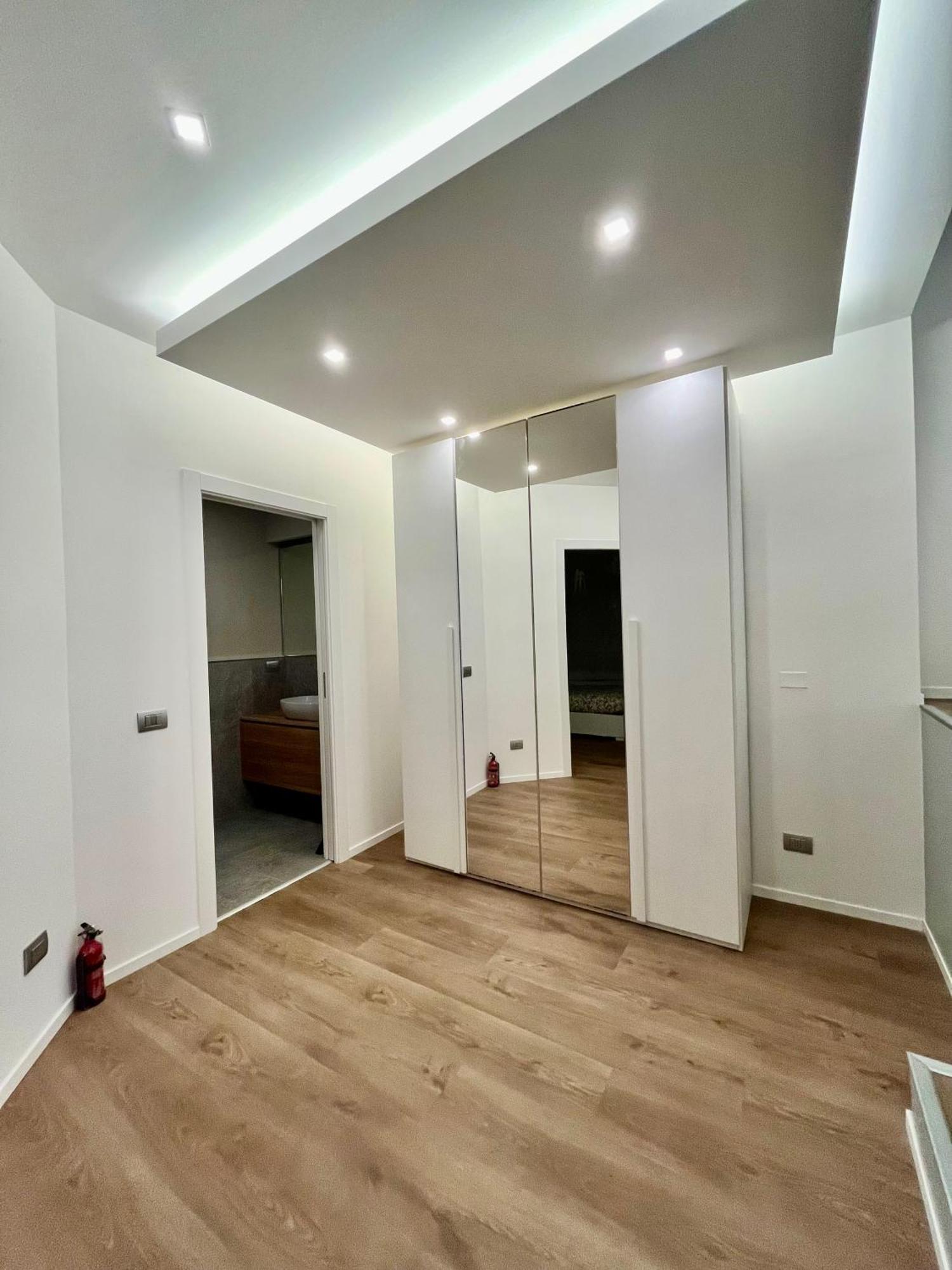 Central Side Apartment Μιλάνο Εξωτερικό φωτογραφία