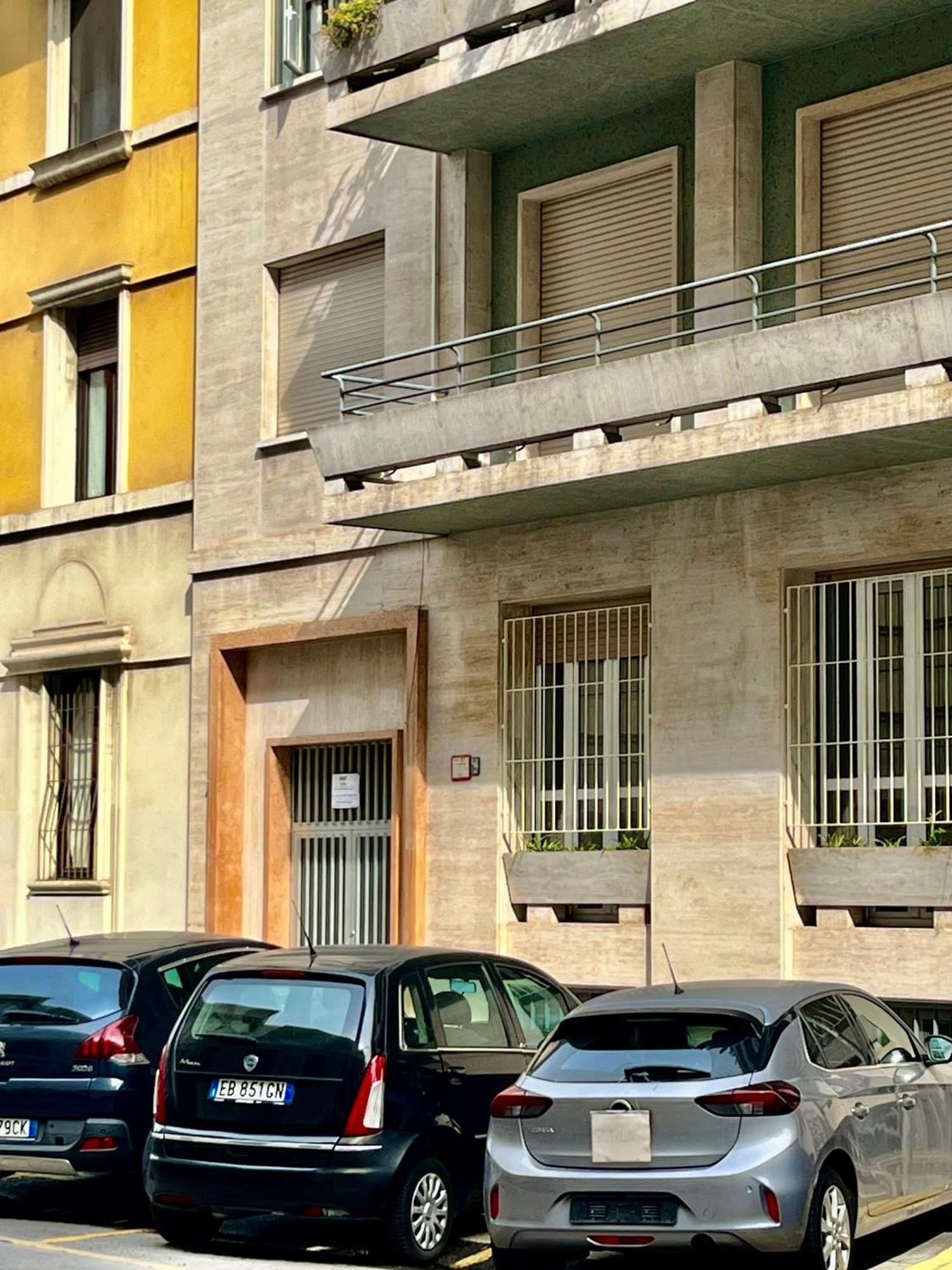 Central Side Apartment Μιλάνο Εξωτερικό φωτογραφία